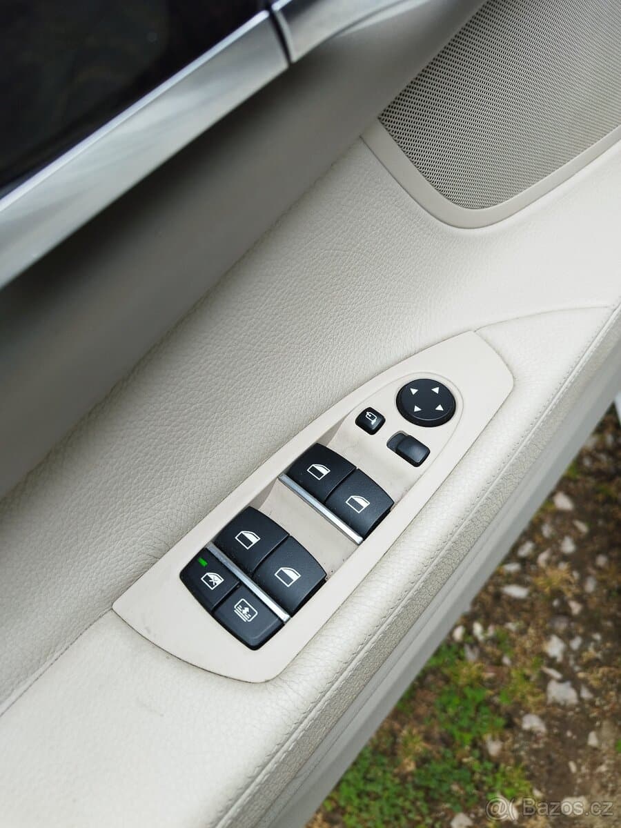 2011 BMW 7-SERIES - 7
