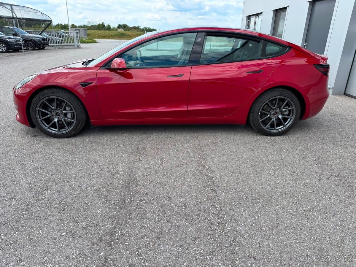 2022 Tesla MODEL 3 - 7