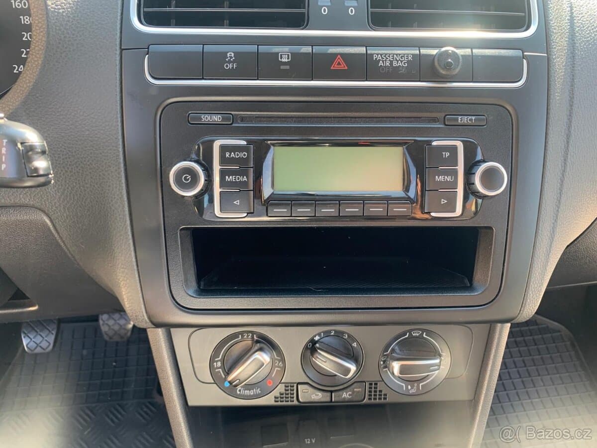 2009 Volkswagen POLO - 7