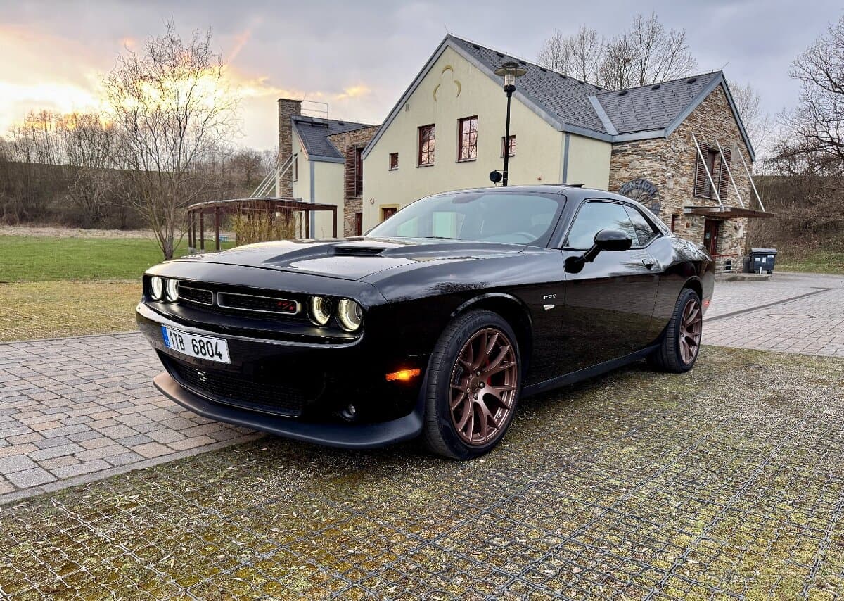 2015 Dodge CHALLENGER - 7
