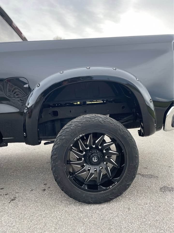 2020 Chevrolet SILVERADO - 7
