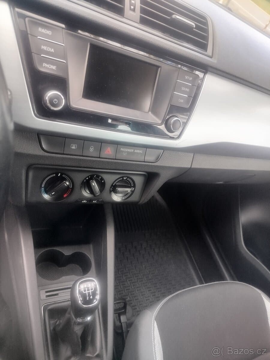 2015 Škoda FABIA - 7