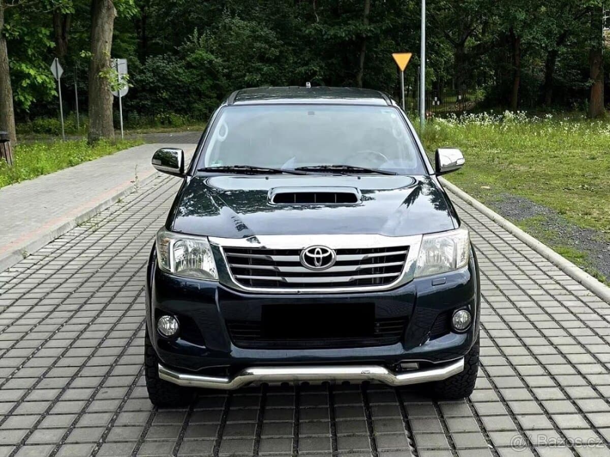 2012 Toyota HILUX - 7