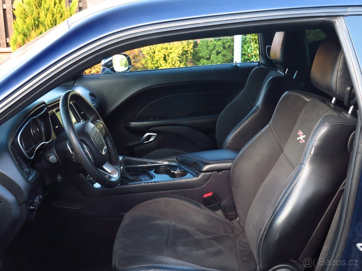 2016 Dodge CHALLENGER - 7