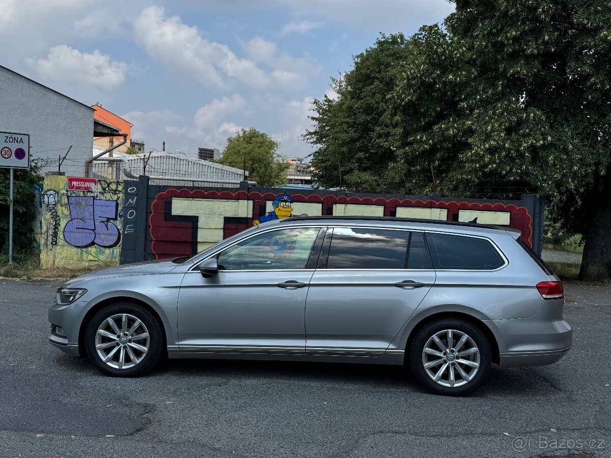 2015 Volkswagen PASSAT - 7