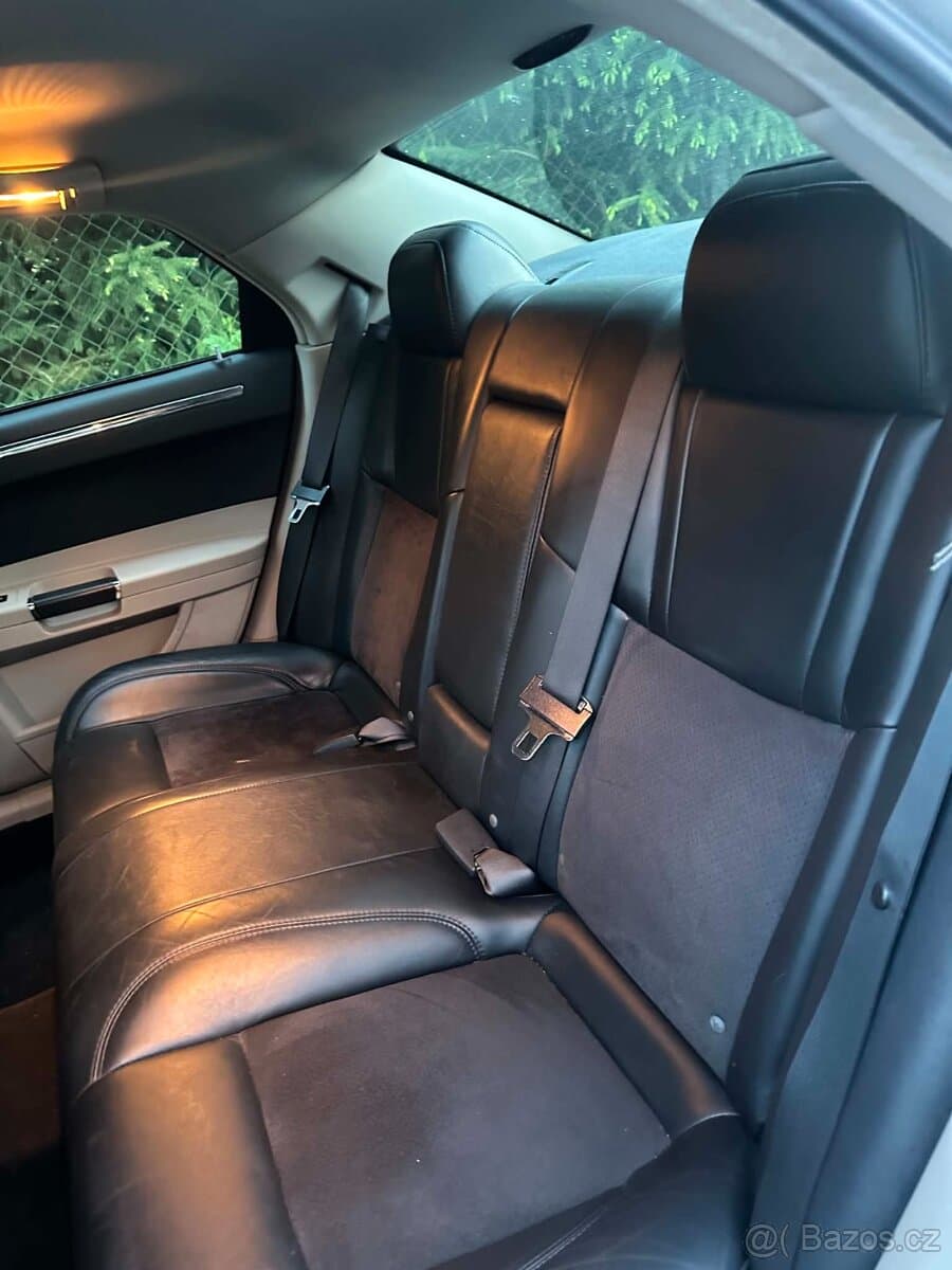 2006 Chrysler 300C - 7