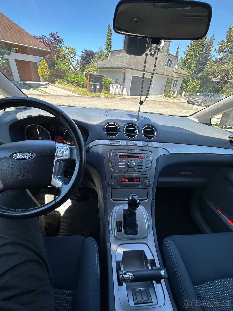 2010 Ford S-MAX - 7