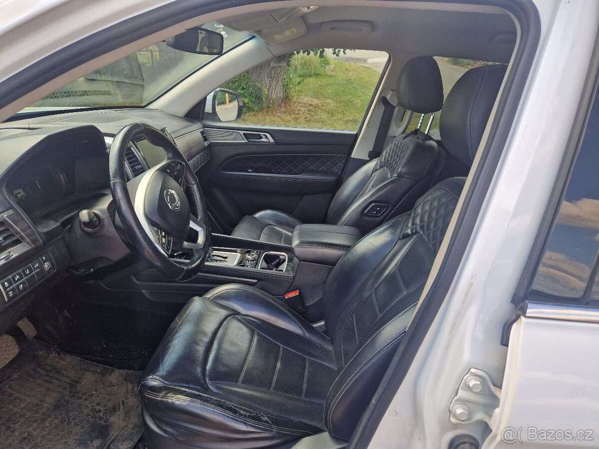 SsangYong REXTON - 7
