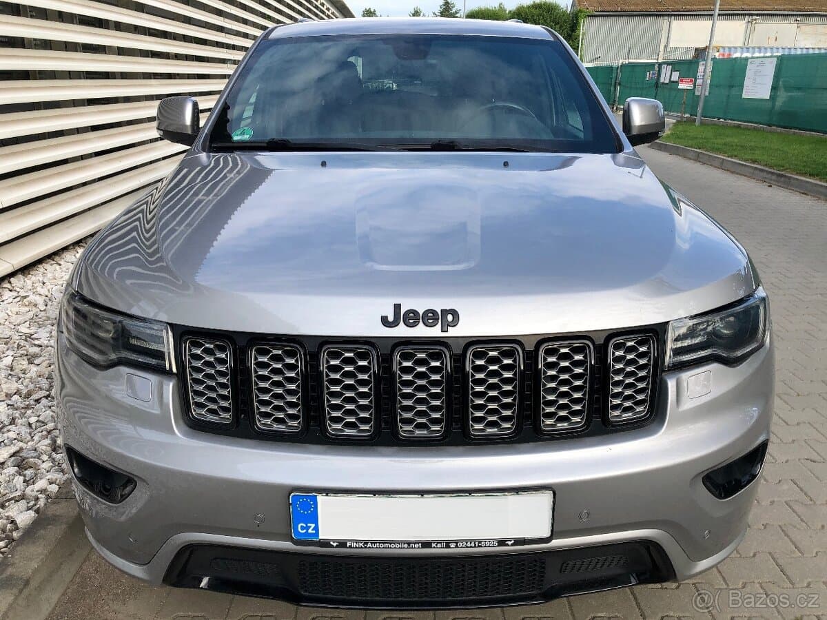 2017 Jeep CHEROKEE - 7