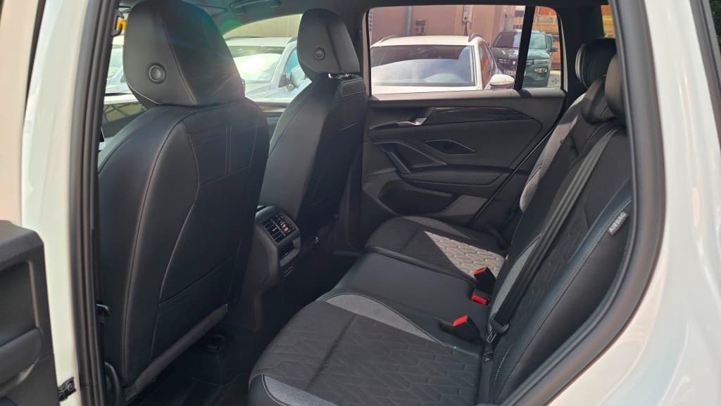 2025 Volkswagen TIGUAN - 7