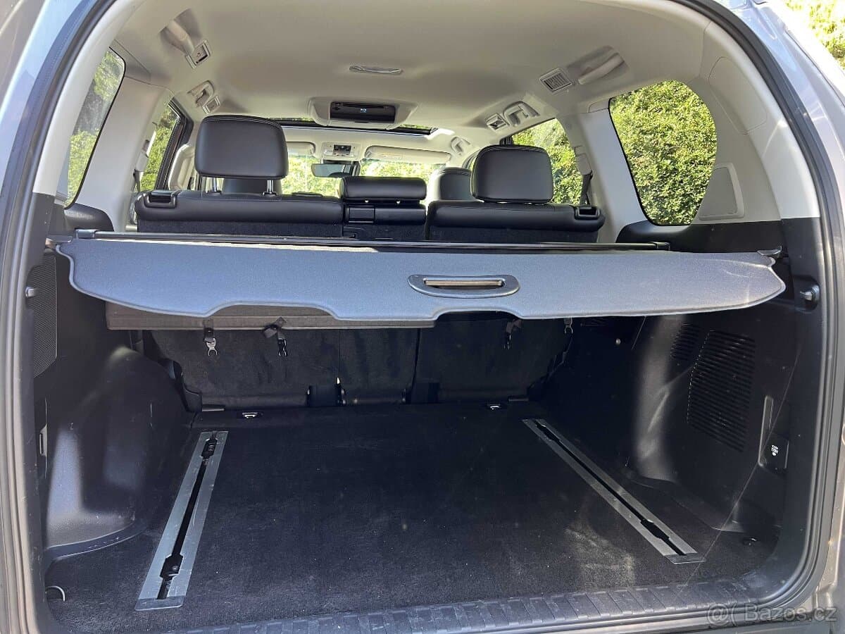2020 Toyota LAND CRUISER - 7