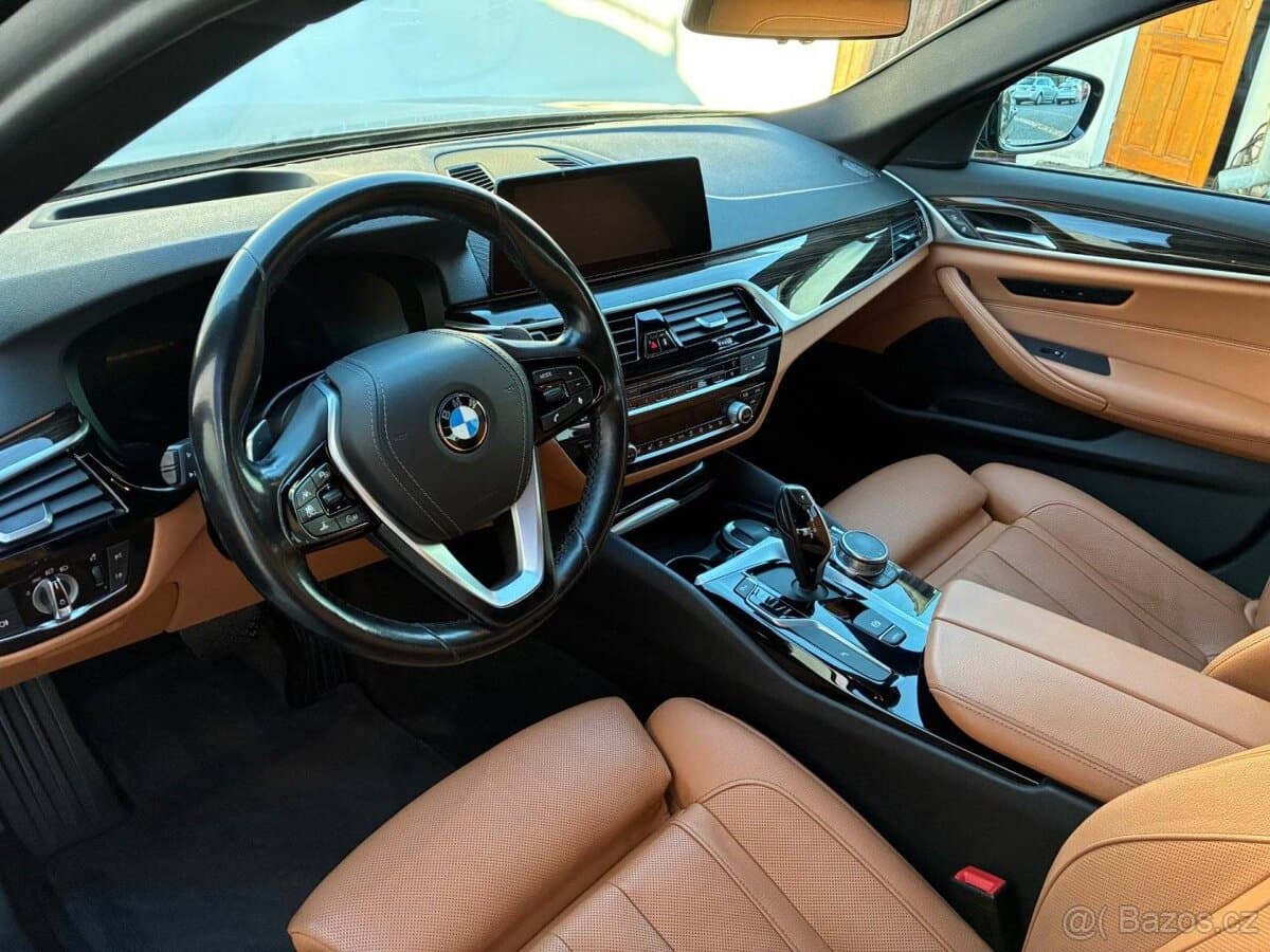 2018 BMW 5-SERIES - 7