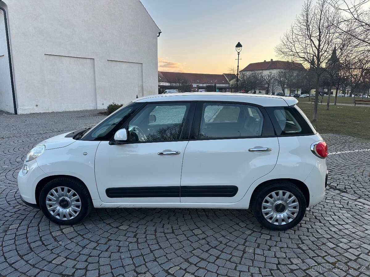2017 Fiat 500L - 7