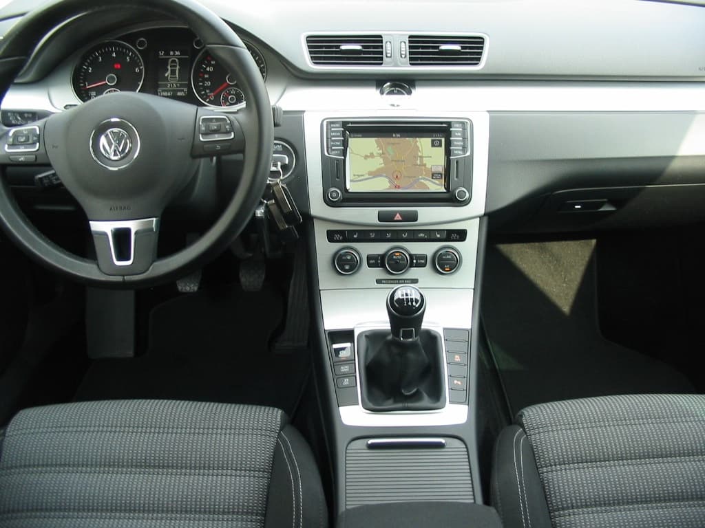 2016 Volkswagen PASSAT CC - 7