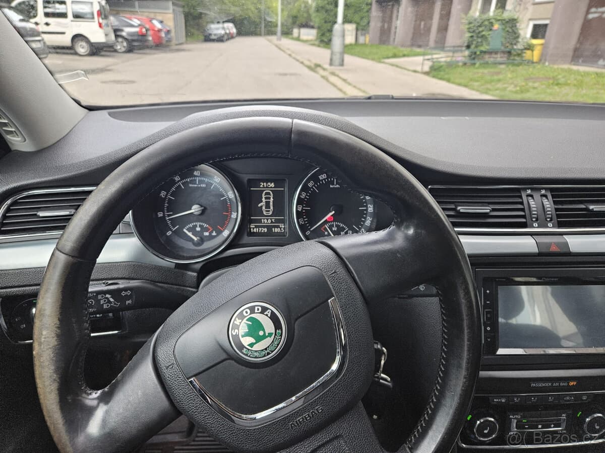 2009 Škoda SUPERB - 7