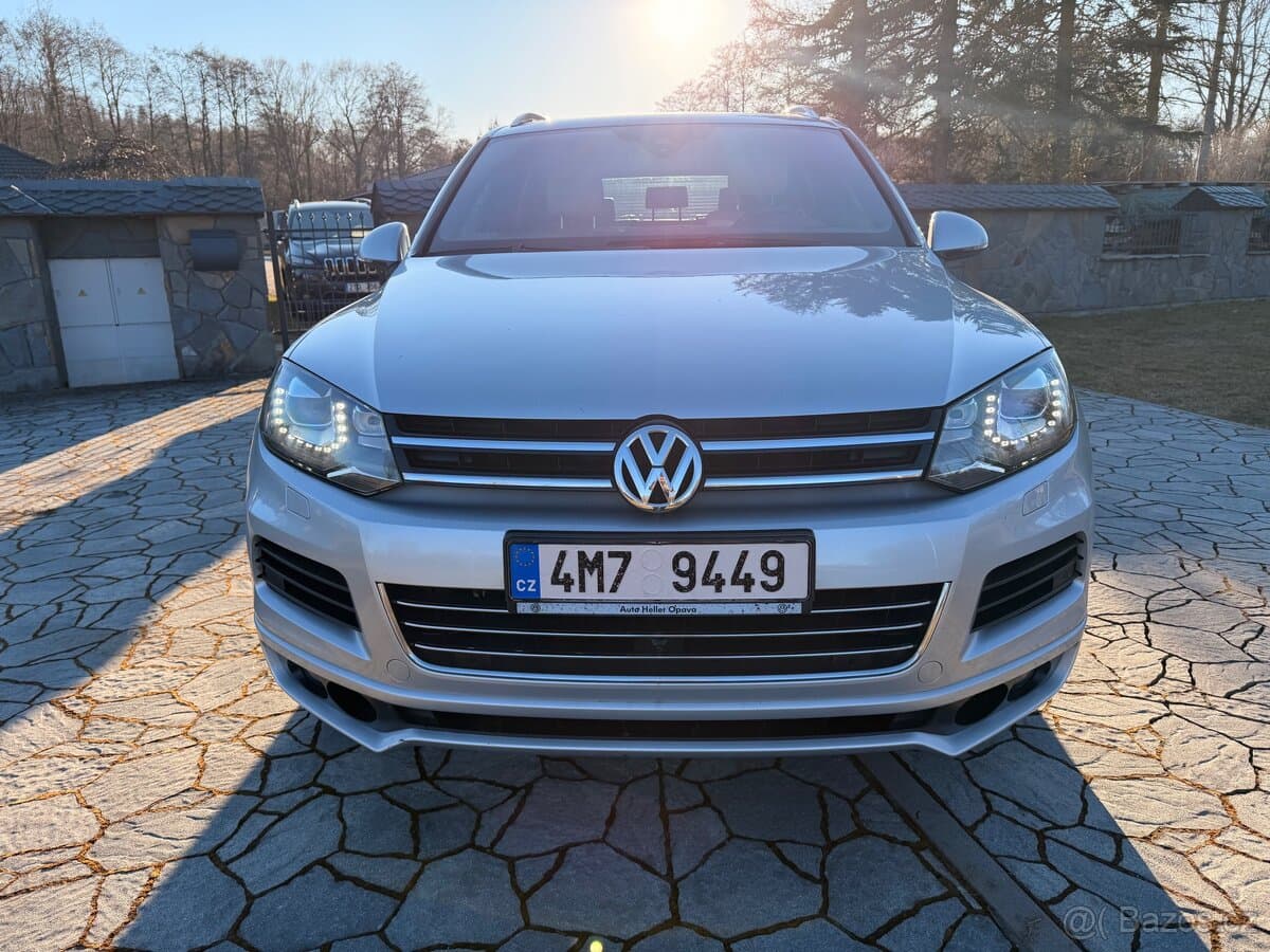 2012 Volkswagen TOUAREG - 7
