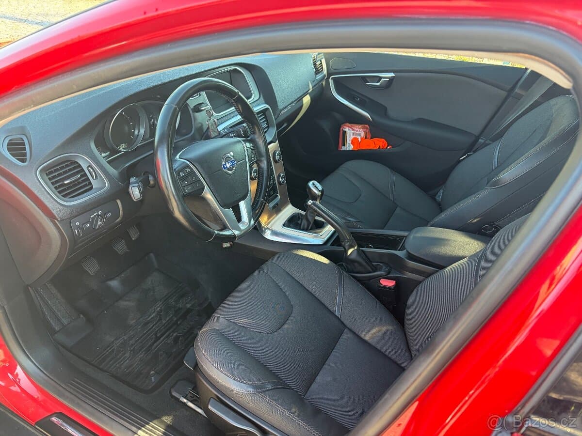 2014 Volvo V40 - 7