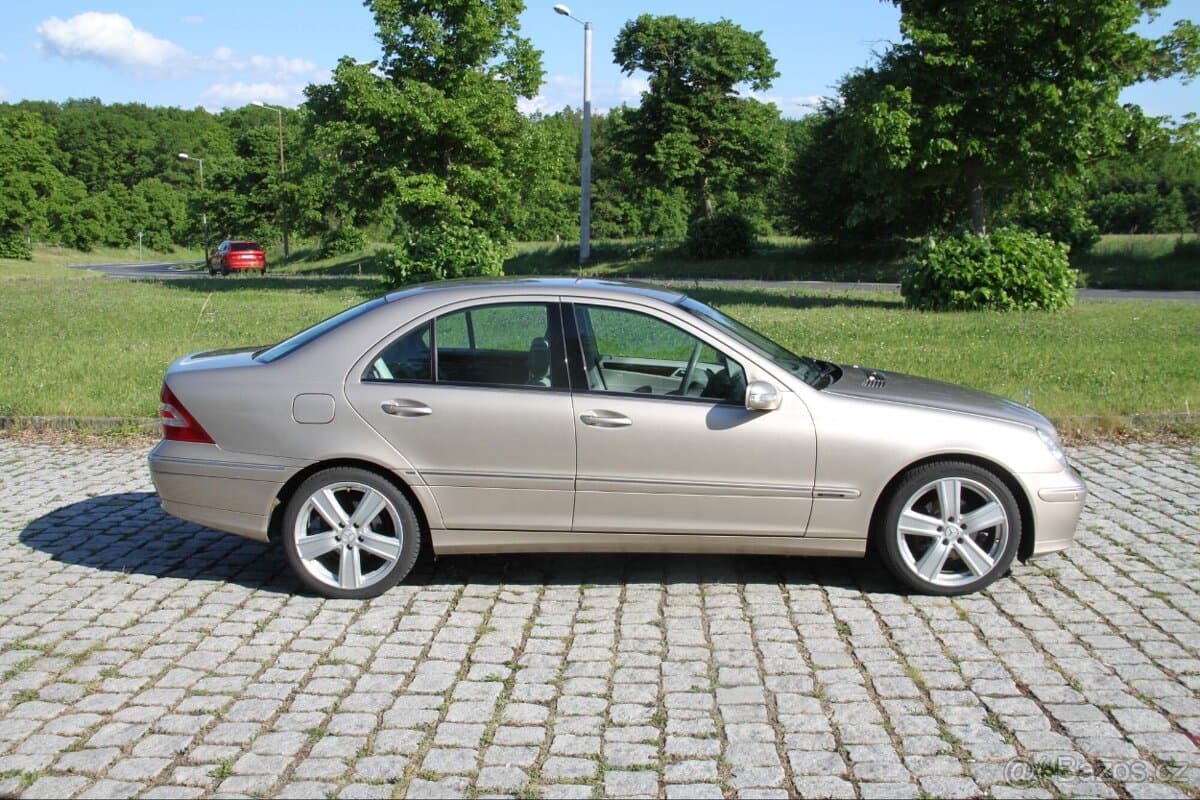 2004 Mercedes-Benz OSTATNÍ - 7