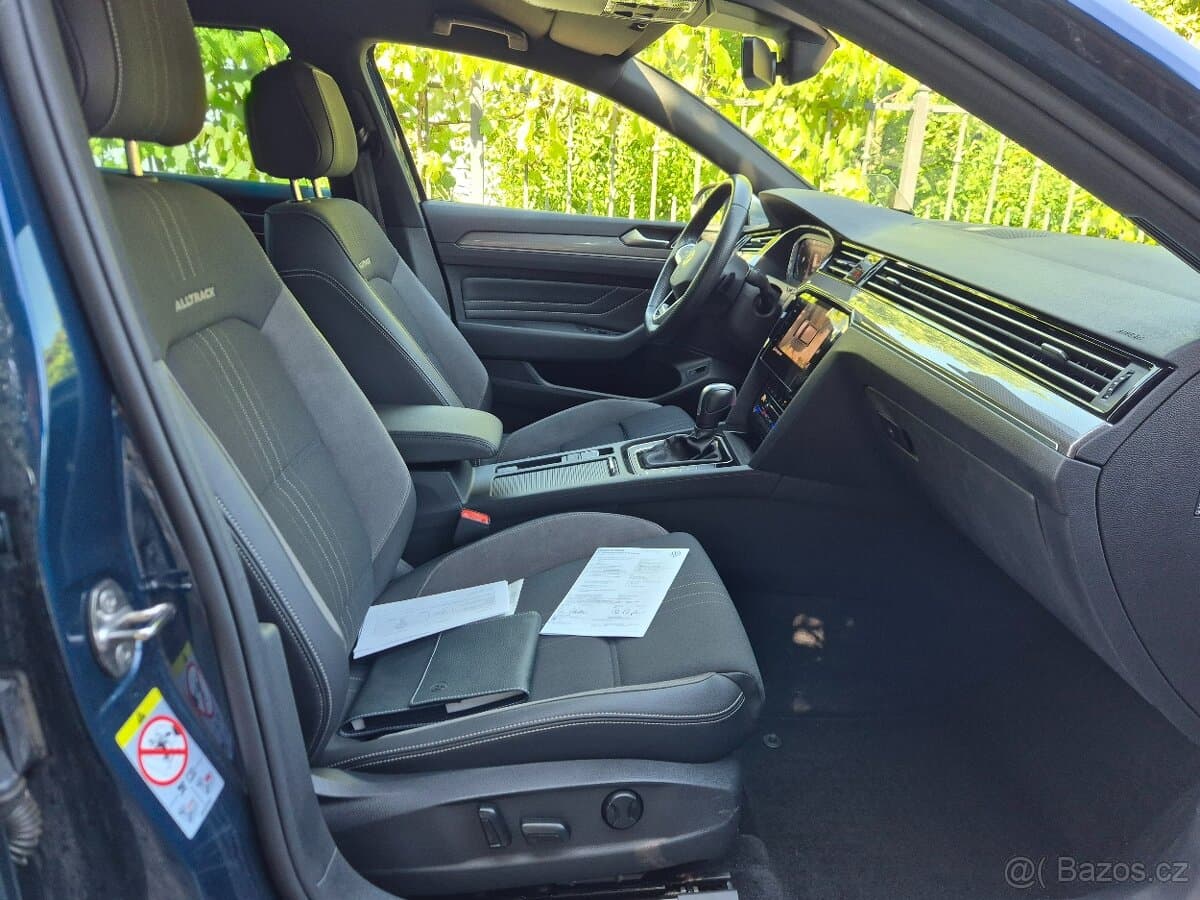 2022 Volkswagen PASSAT - 7