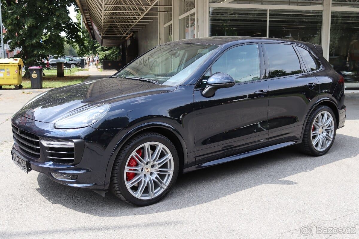 2016 Porsche CAYENNE - 7