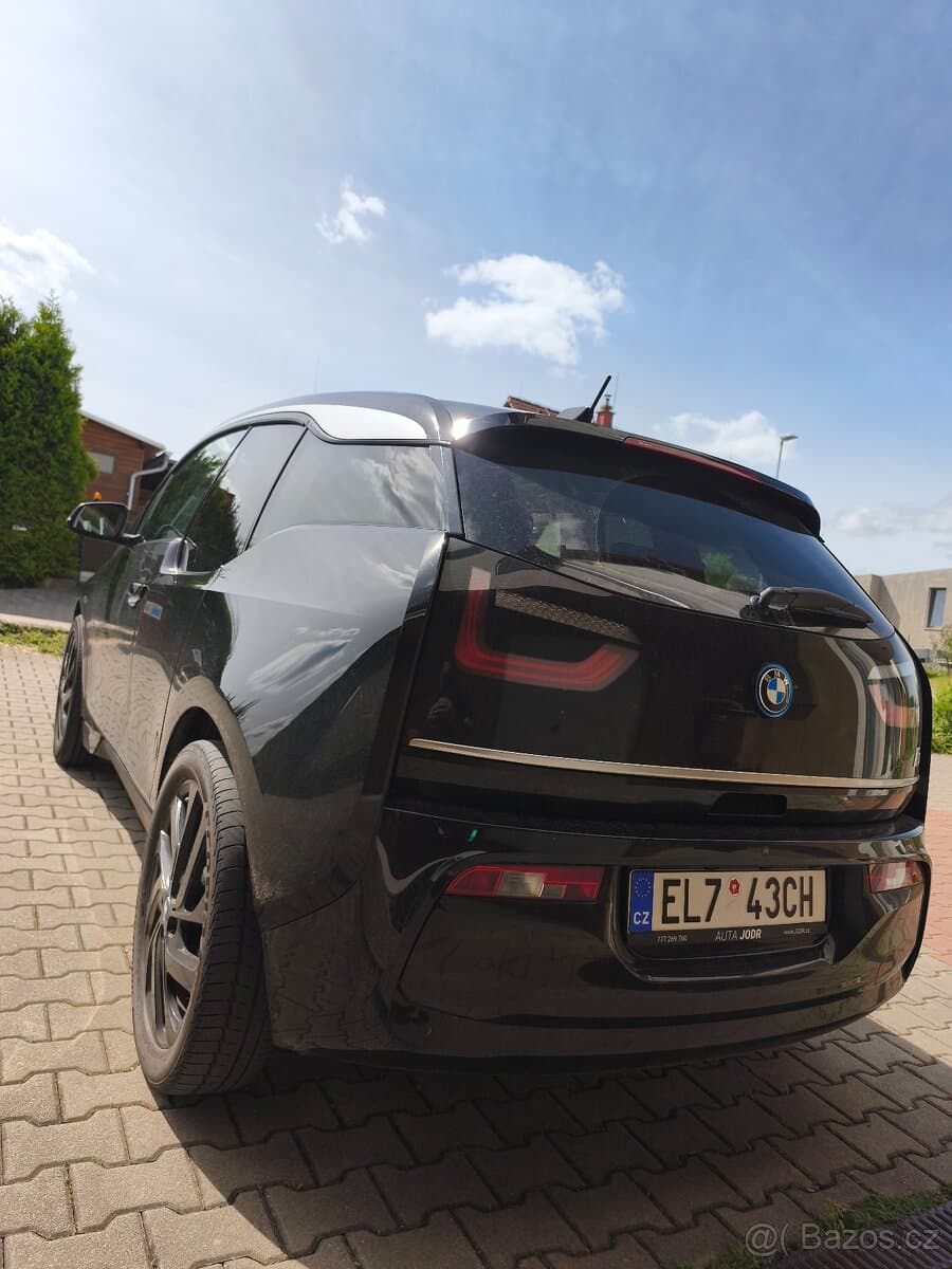 2021 BMW i3 - 7