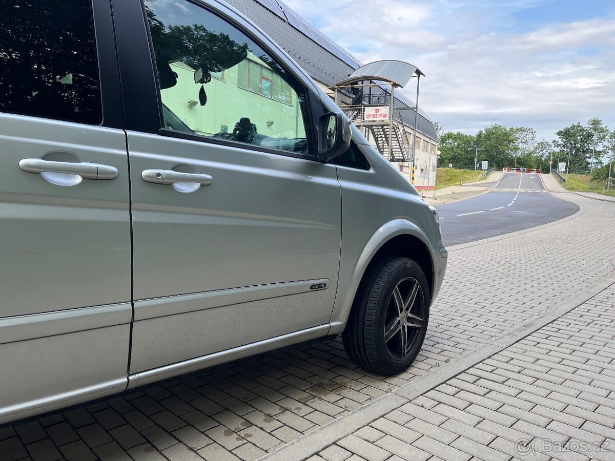 2010 Mercedes-Benz VIANO - 7
