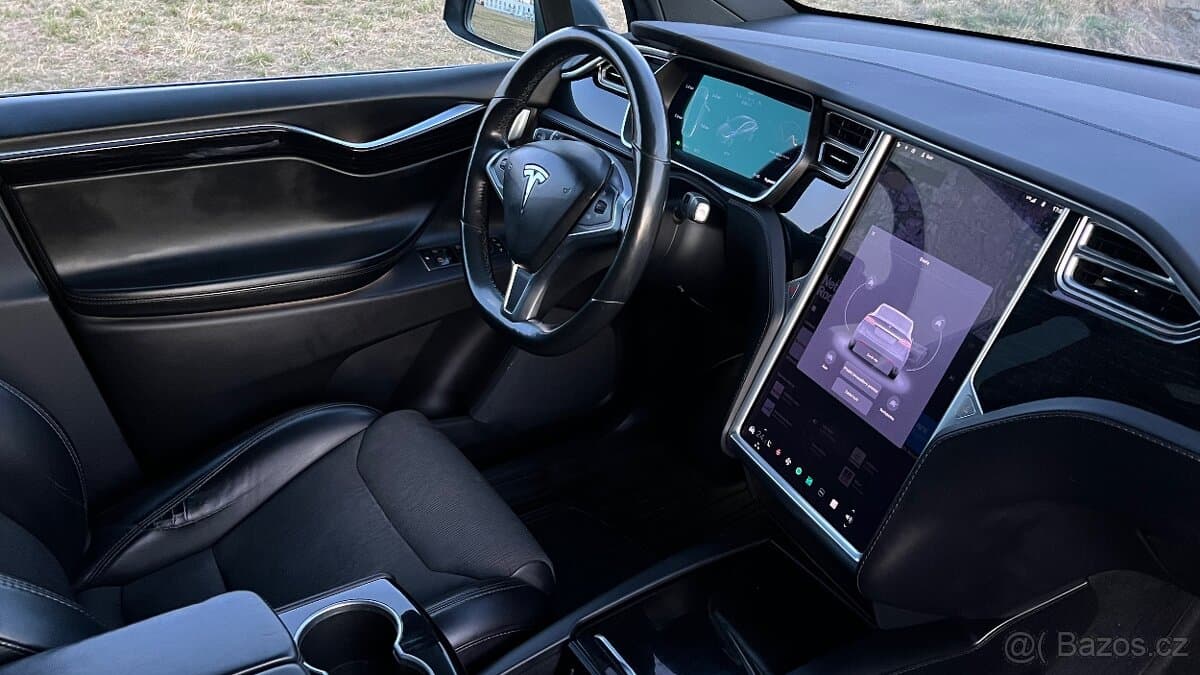 2018 Tesla MODEL X - 7