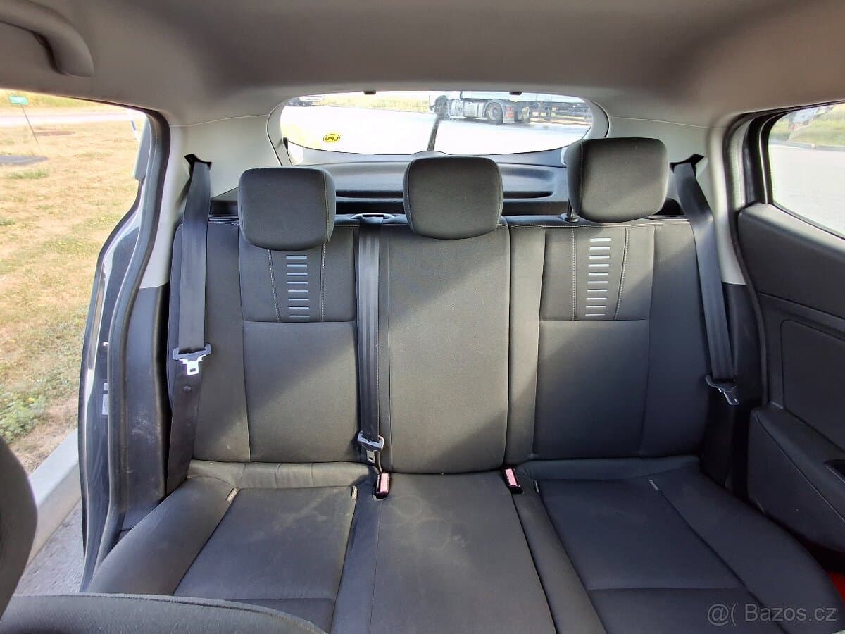 2011 Renault MEGANE - 7