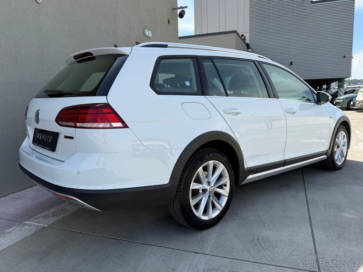 2019 Volkswagen GOLF - 7
