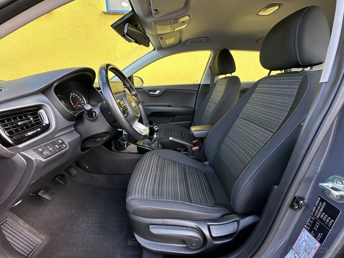 2021 Kia STONIC - 7