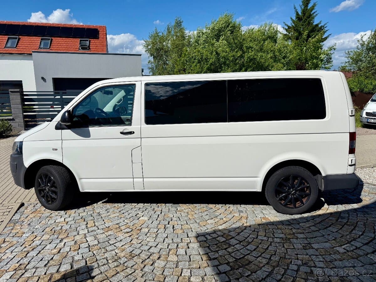 2011 Volkswagen TRANSPORTER - 7