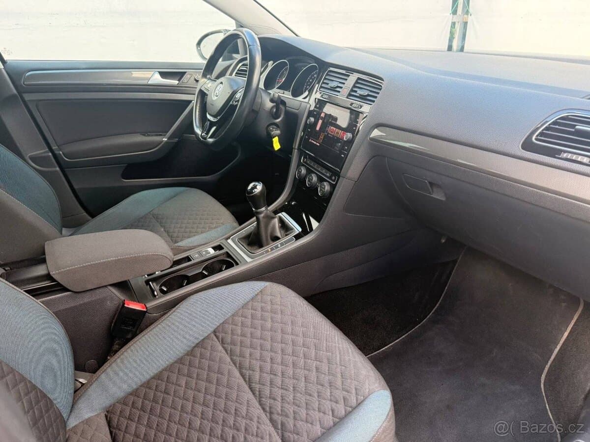 2020 Volkswagen GOLF - 7