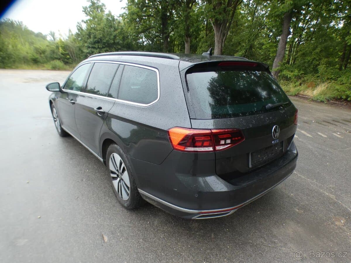2021 Volkswagen PASSAT - 7