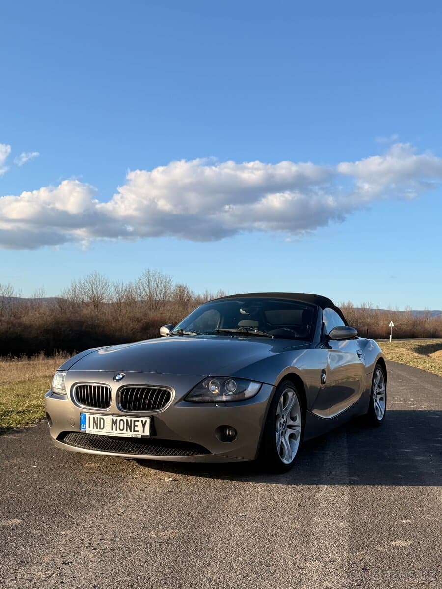 2004 BMW Z4 - 7