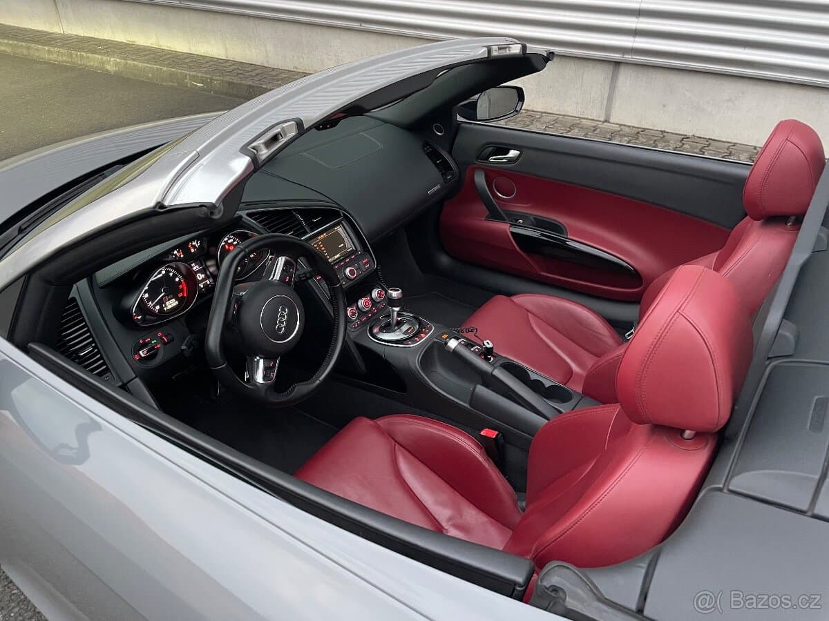 2013 Audi R8 - 7