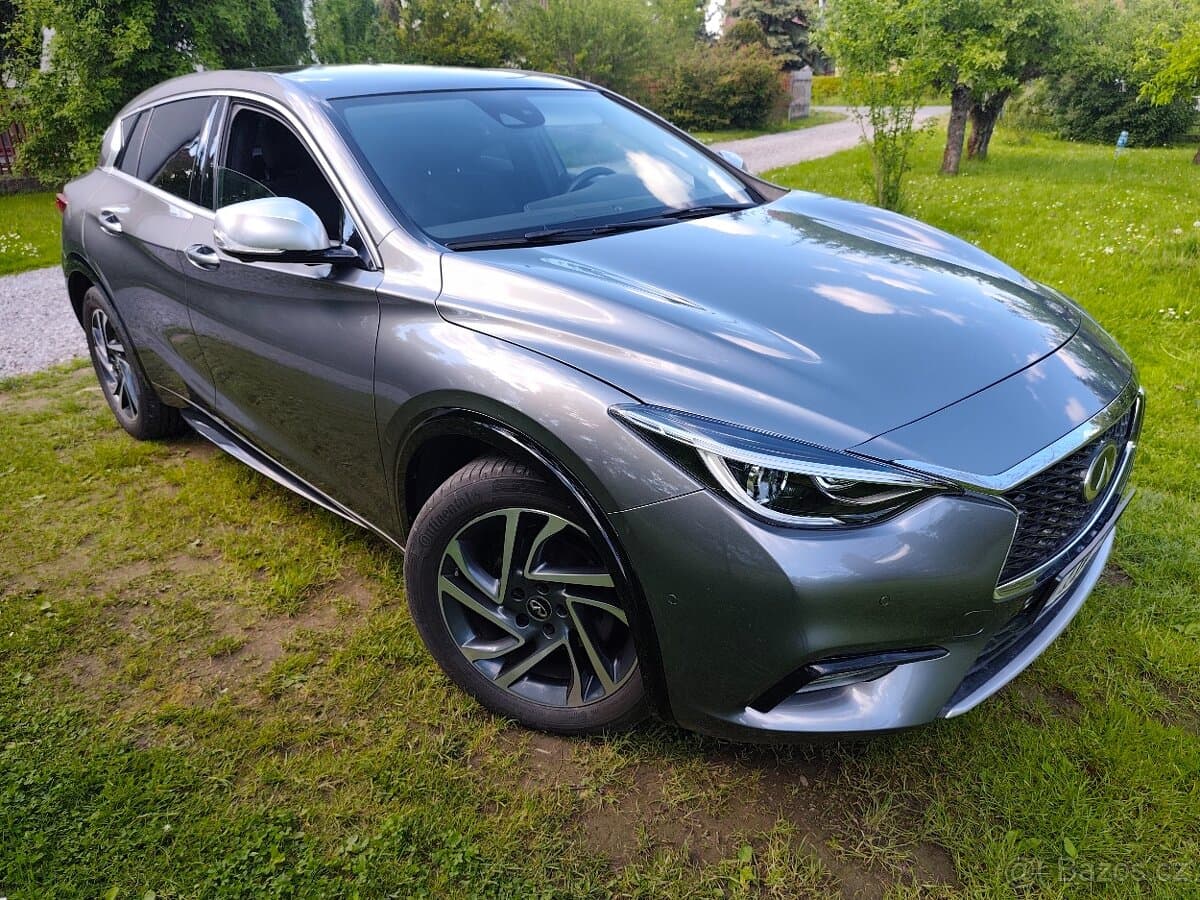2019 Infiniti Q30 - 7
