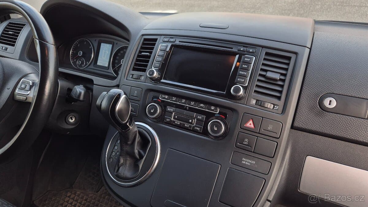 2014 Volkswagen MULTIVAN - 7