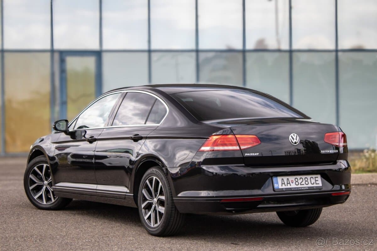2016 Volkswagen PASSAT - 7