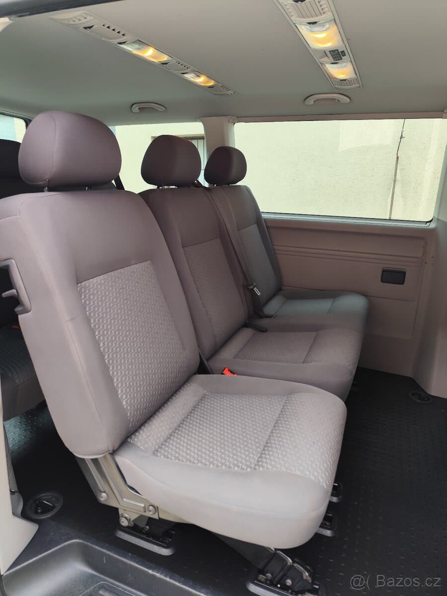 2013 Volkswagen CARAVELLE - 7
