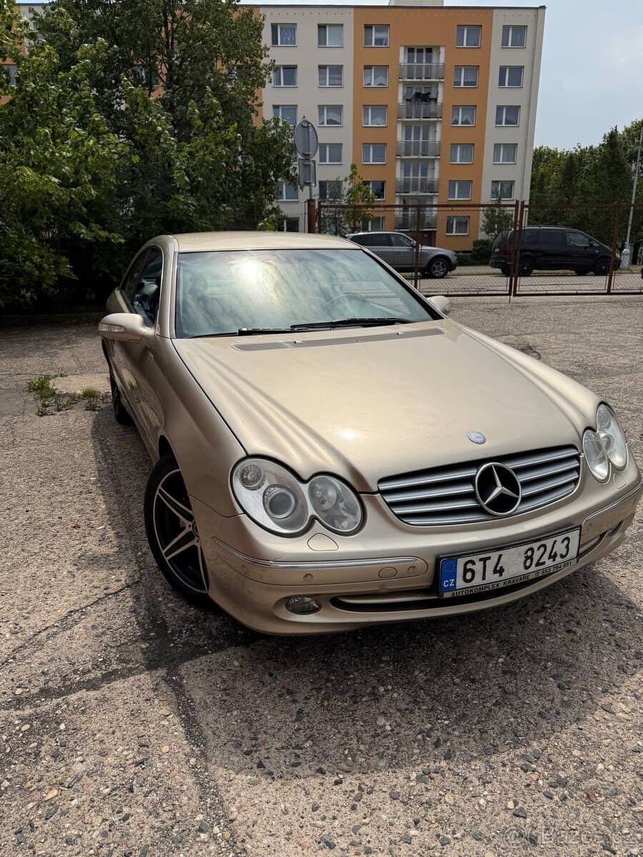 Mercedes-Benz CLK - 7