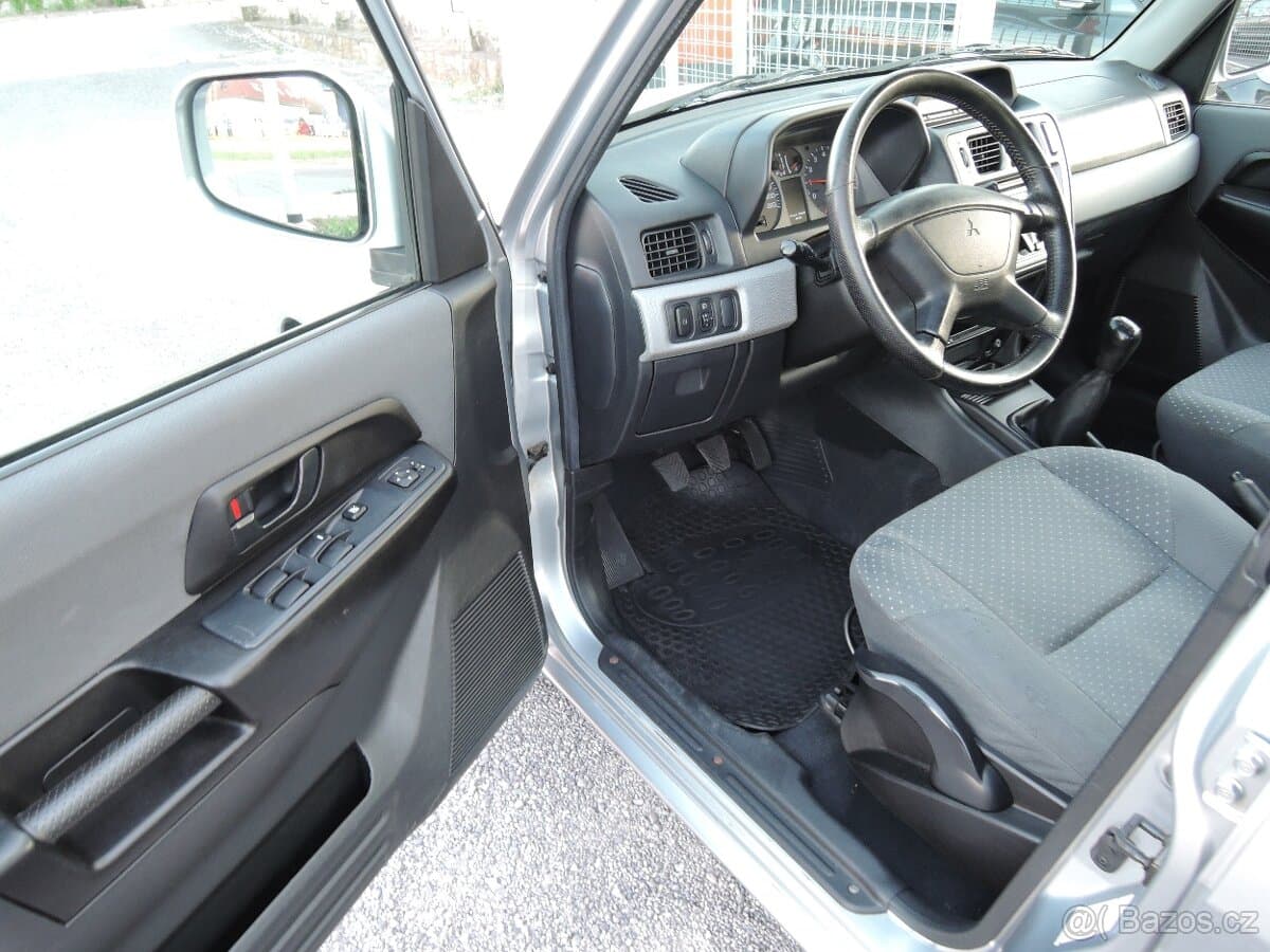 2006 Mitsubishi PAJERO - 7