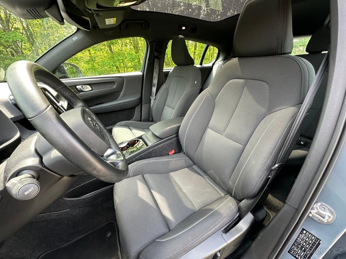 2022 Volvo C40 - 7