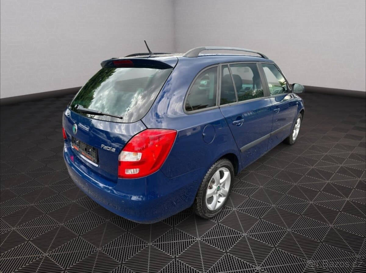 2012 Škoda FABIA - 7