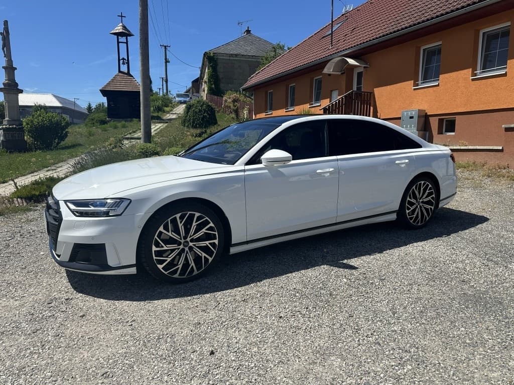 2020 Audi A8 - 7