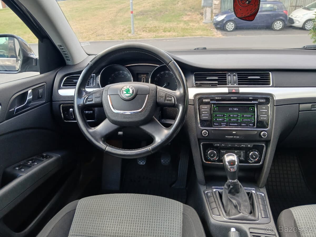 2011 Škoda SUPERB - 7