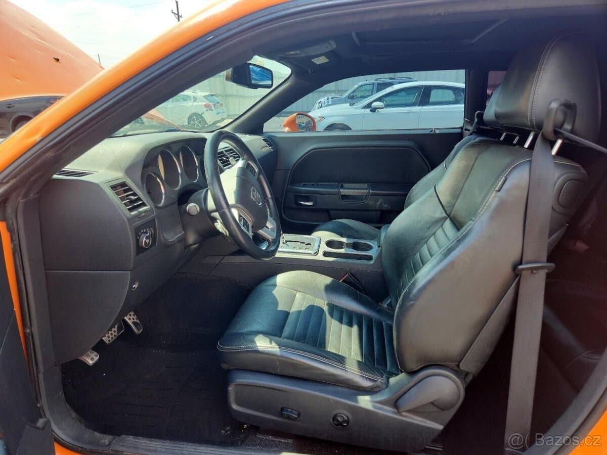 2012 Dodge CHALLENGER - 7