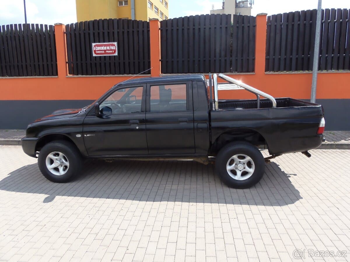 2002 Mitsubishi L200 - 7