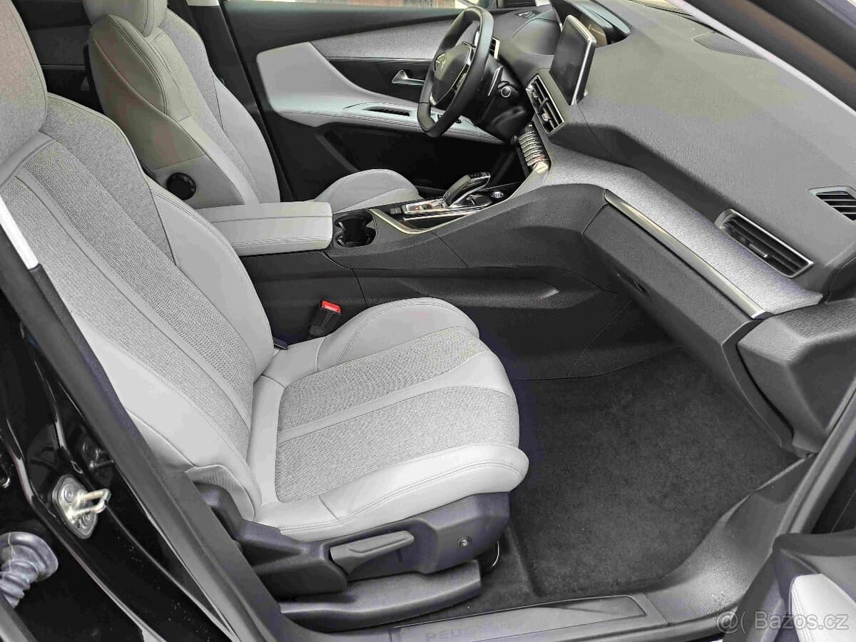 2020 Peugeot 5008 - 7