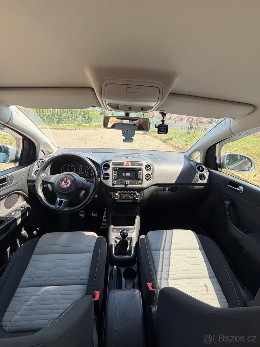 2010 Volkswagen GOLF - 7