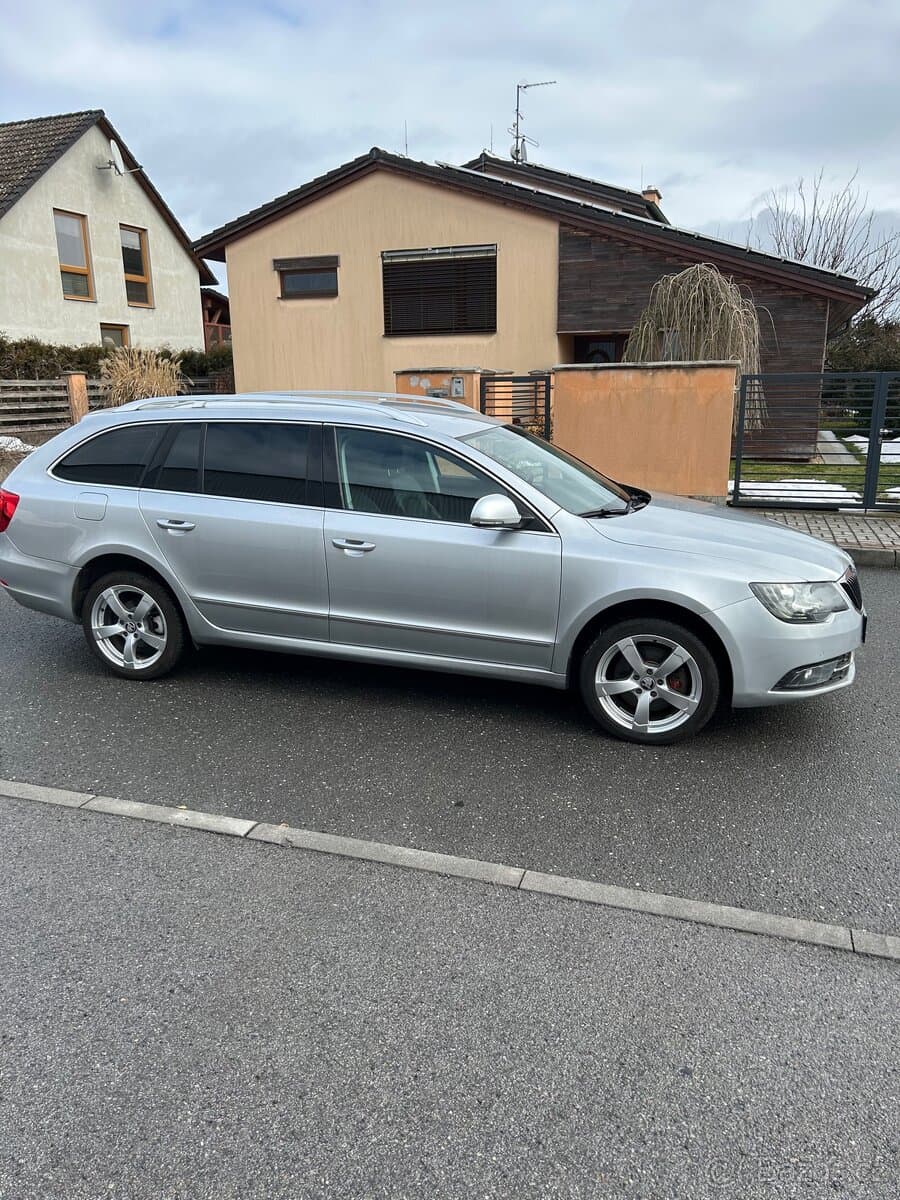 2014 Škoda SUPERB - 7